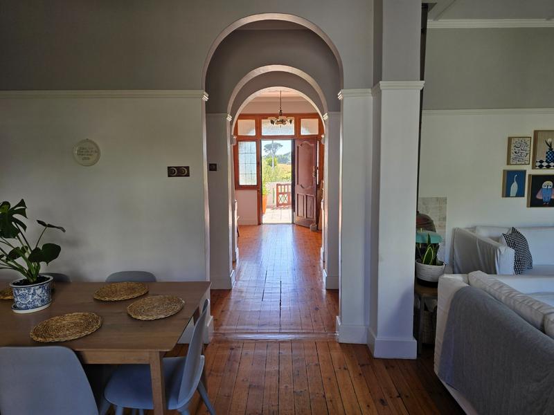 4 Bedroom Property for Sale in Vredehoek Western Cape